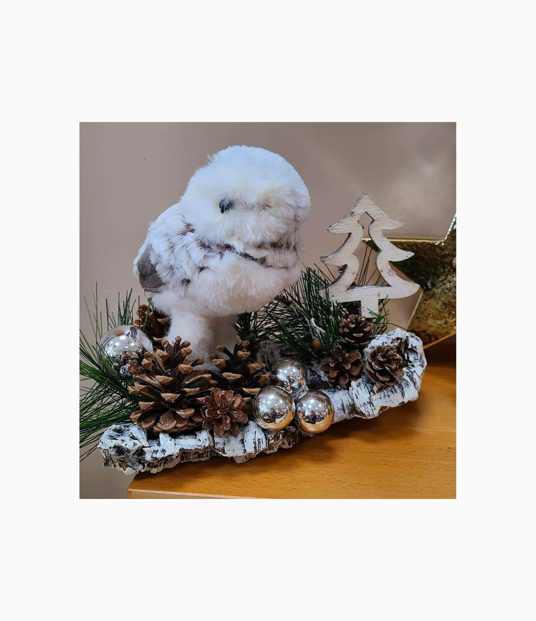 Holiday Owl Decor